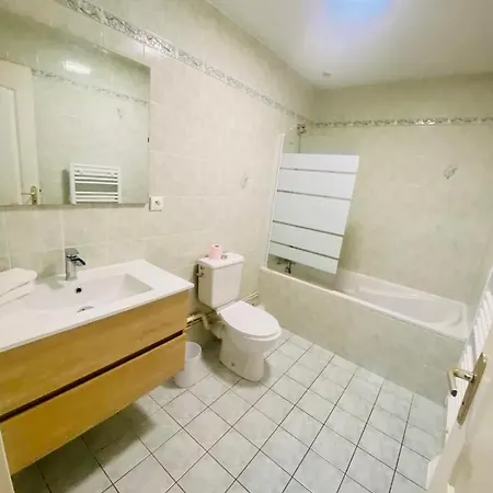 Maison 2 , Possibilite 2eme Maison Mitoyenne 4prs , Bais De Somme Holiday home *