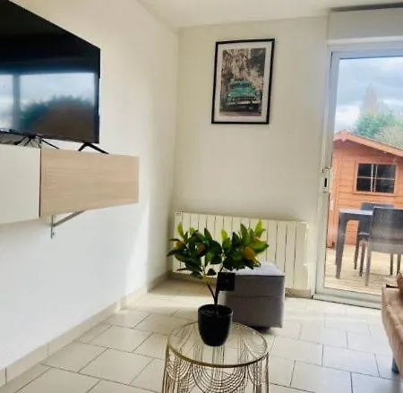 Maison 2 , Possibilite 2eme Maison Mitoyenne 4prs , Bais De Somme Holiday home *